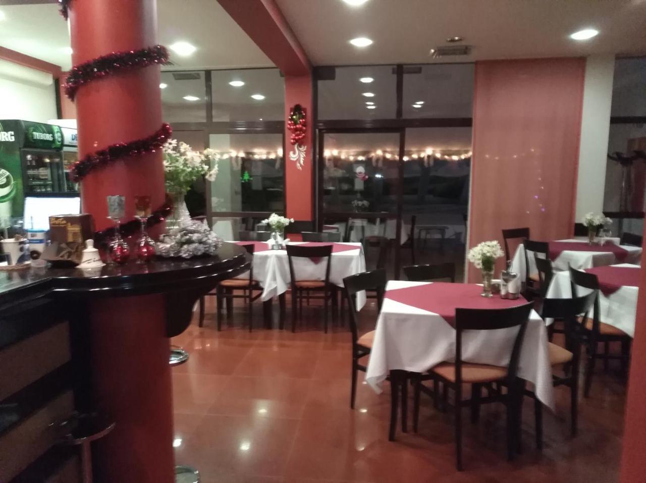 Hotel Byalo More بانيت المظهر الخارجي الصورة